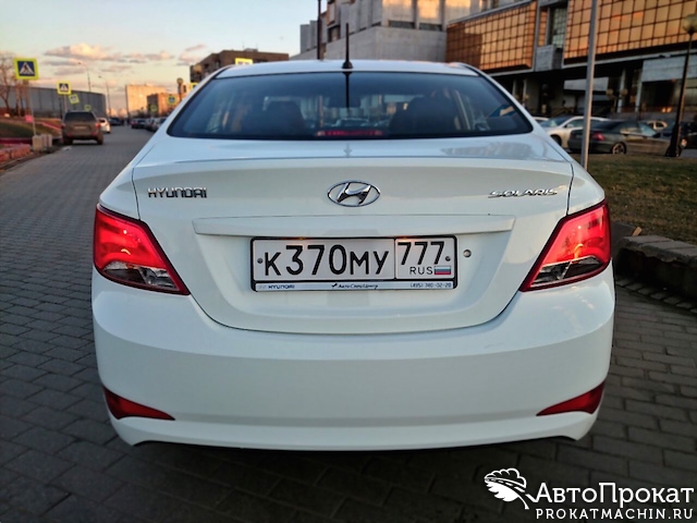 Авто Hyundai Solaris I 1.4 МКПП в прокат без залога со скидкой 10%