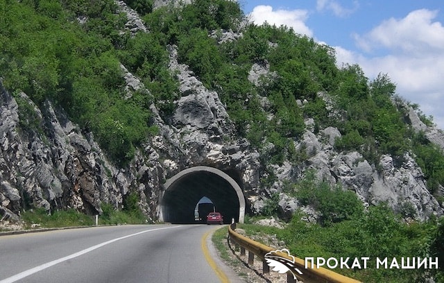 Обзор аренды автомобилей в Черногории